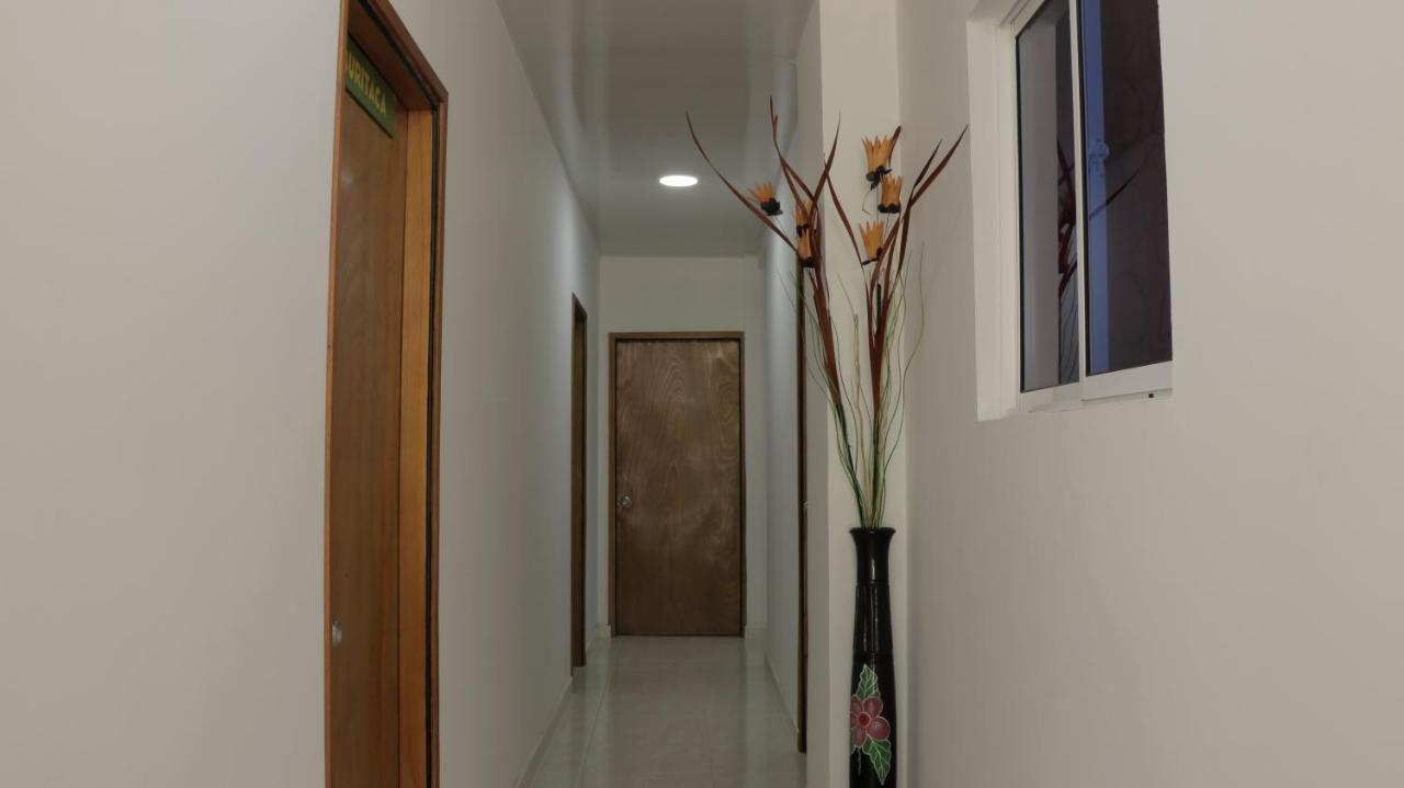 Puerto Caribe Hostal Гуачака Экстерьер фото